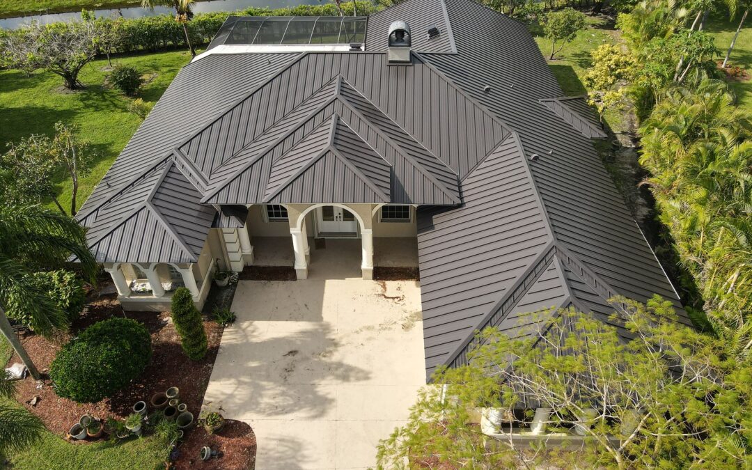 My Roof Looks Fine, So Why Is It Leaking? A Port St. Lucie Homeowner’s Guide